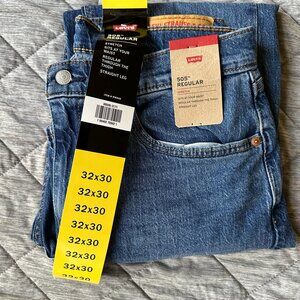 Men's Levis Jeans 32 30